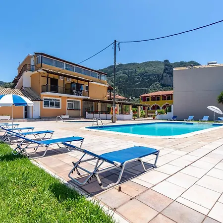 Apartman Mires House Front 2