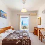 Mires House Front 2 شقة آغيوس غوذيوس