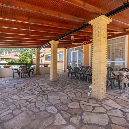 Mires House Front 2 Apartament Agios Gordios (Corfu)